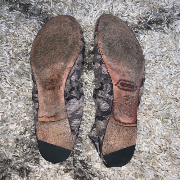 Women’s (used) Coach Ballet Flats Size 6 - Picture 4 of 4